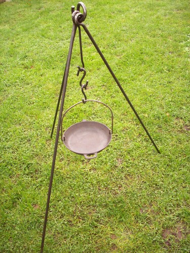 Cooking tripod heavy - cooking,