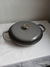 Cast Iron Round Dutch Oven